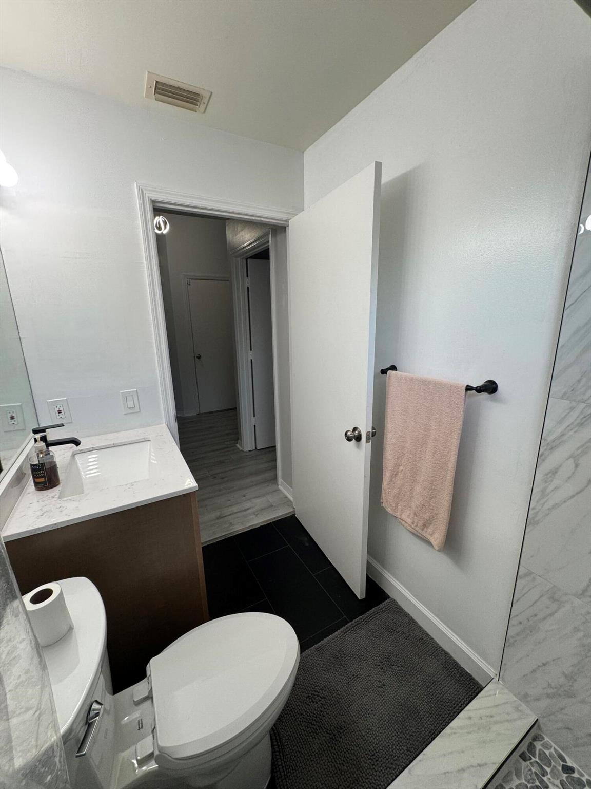 COUNTERPOINT ESTATES 12 - Residential Lease