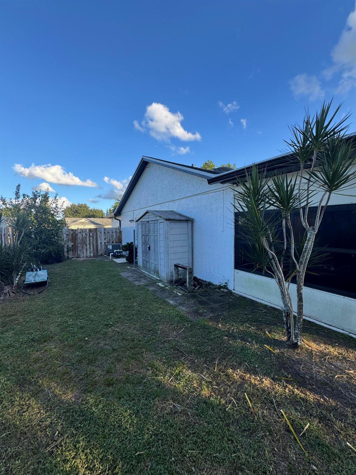 COUNTERPOINT ESTATES 12 - Residential Lease