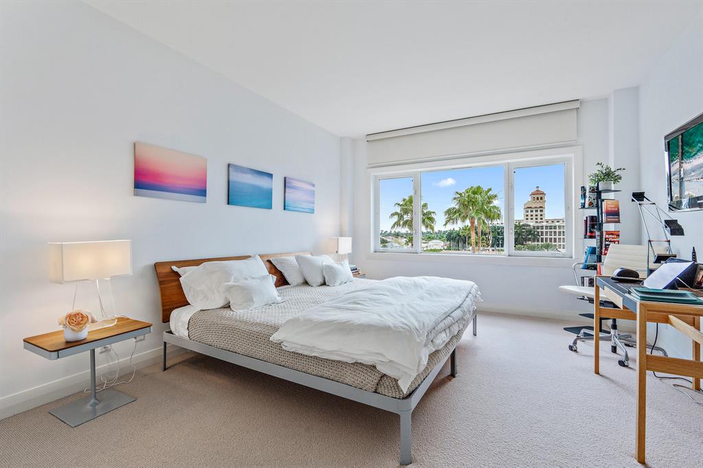 LAKE TOWERS CONDO - Residential