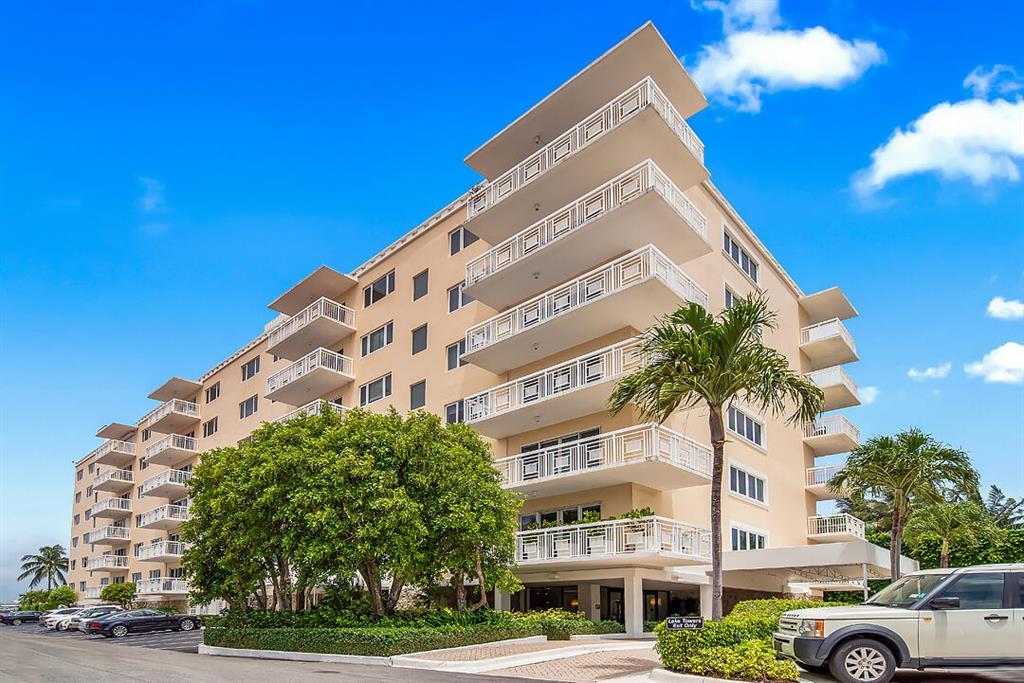 LAKE TOWERS CONDO - Residential