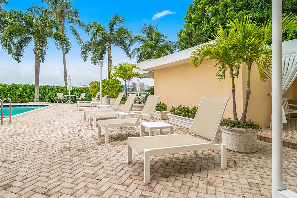 LAKE TOWERS CONDO - Residential