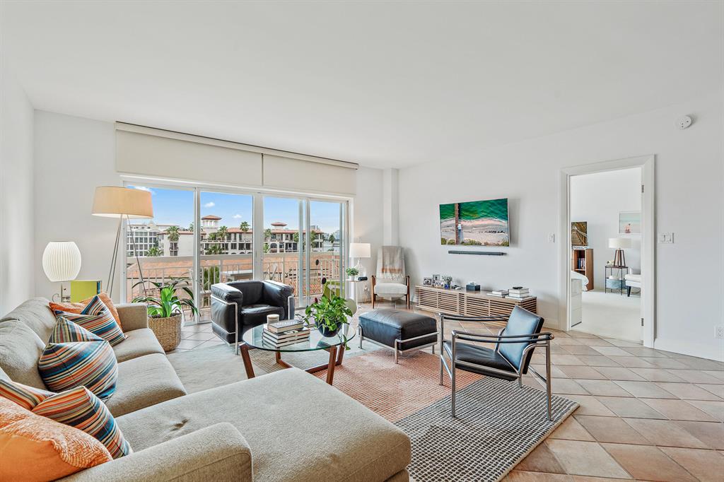 LAKE TOWERS CONDO - Residential