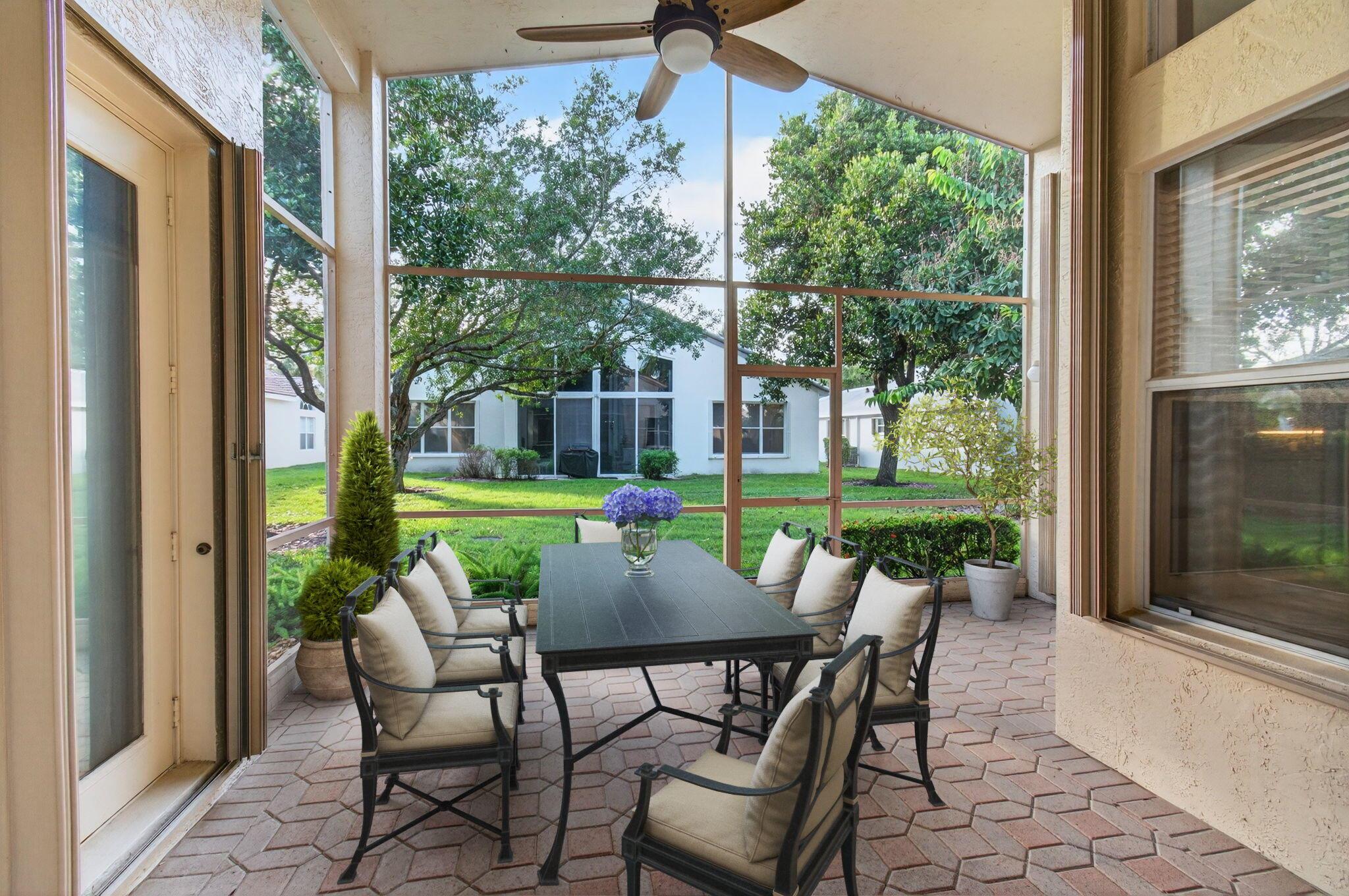 VALENCIA LAKES 1 - Residential