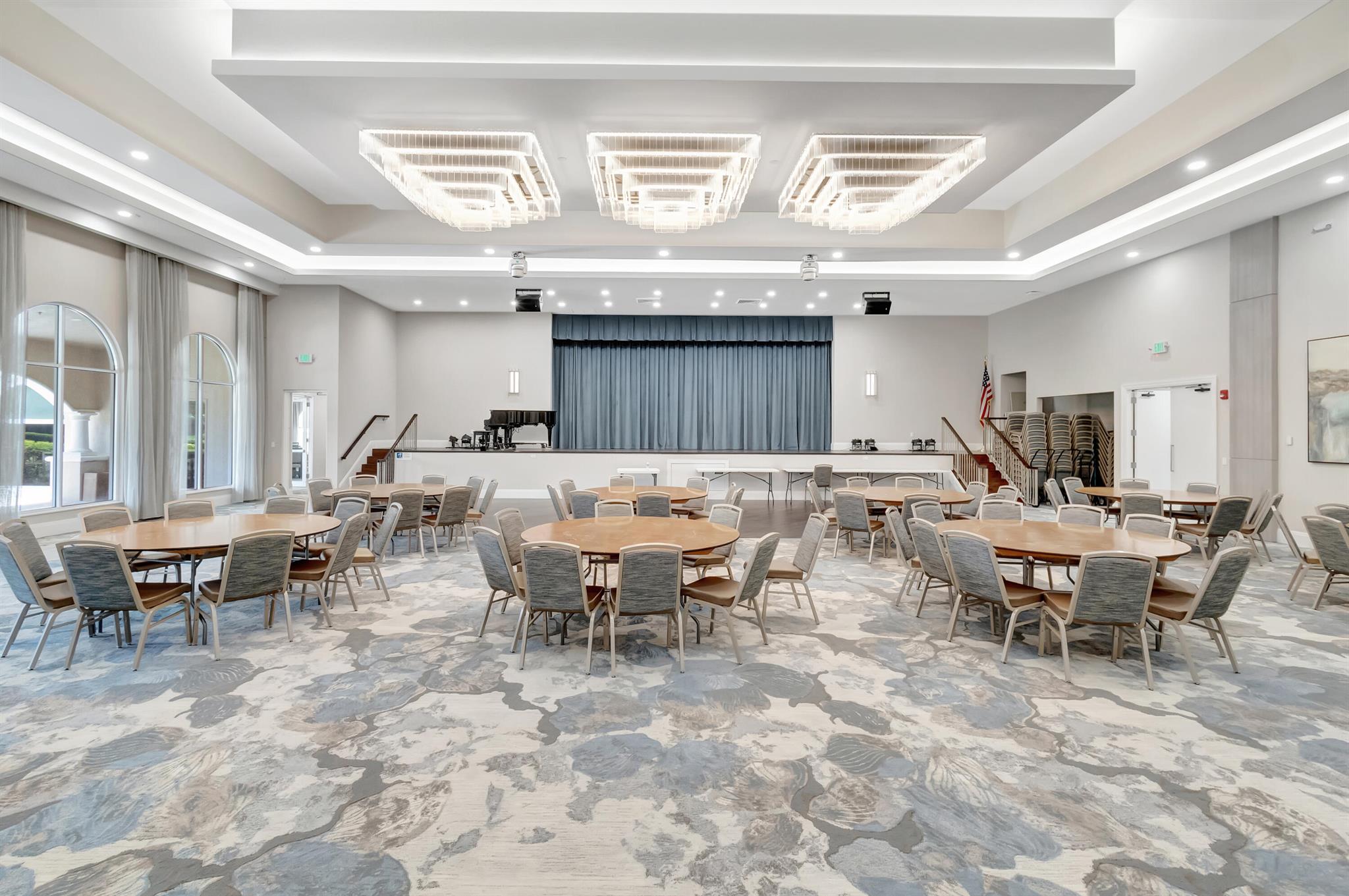 VALENCIA LAKES 1 - Residential