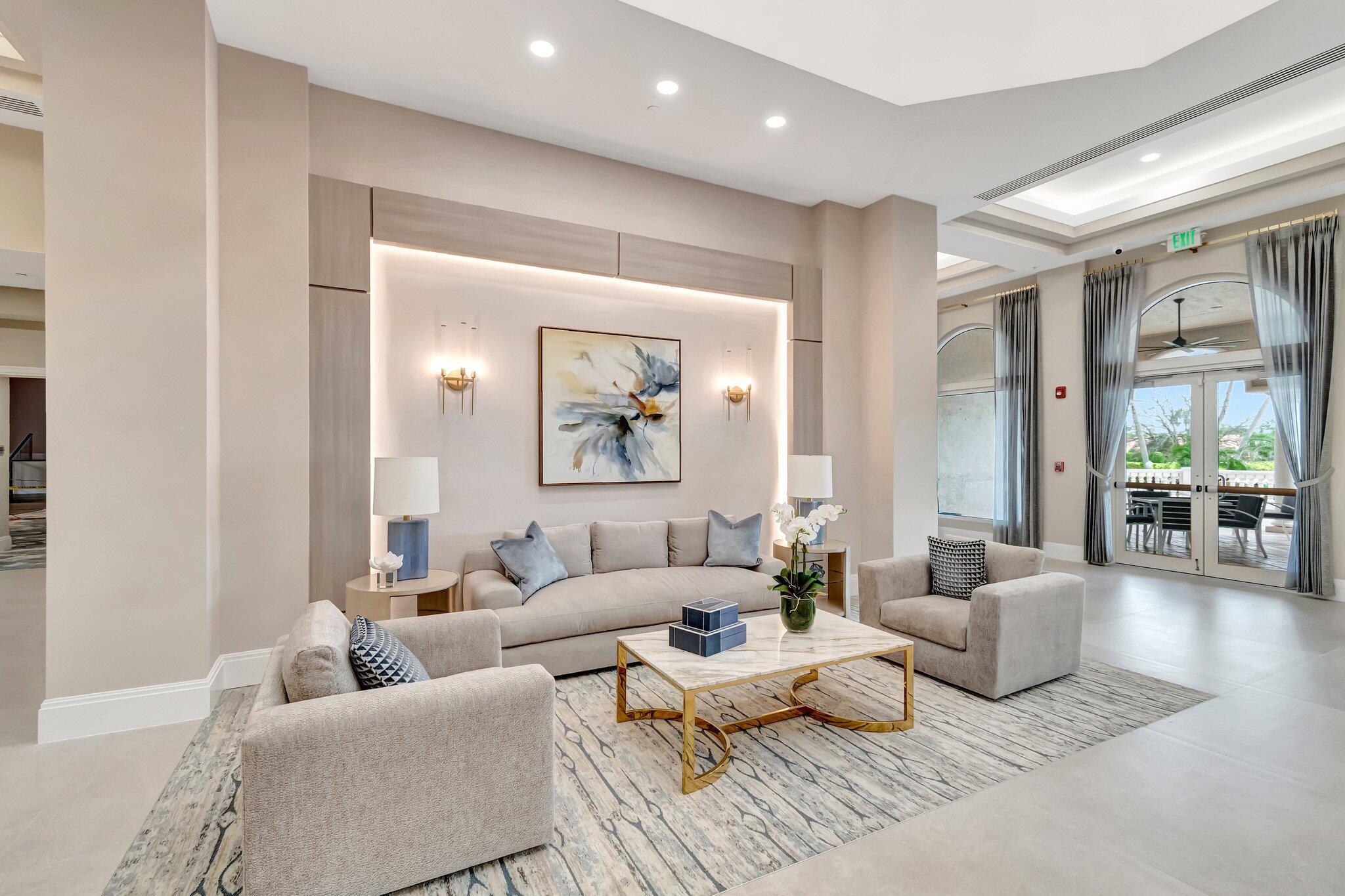 VALENCIA LAKES 1 - Residential