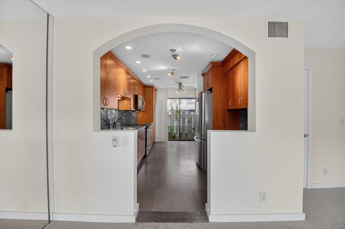 LAKE WORTH MARINER VILLAGE - Residential