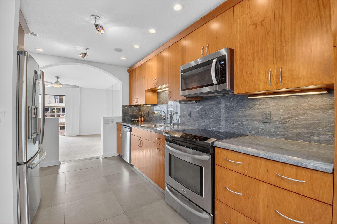 LAKE WORTH MARINER VILLAGE - Residential