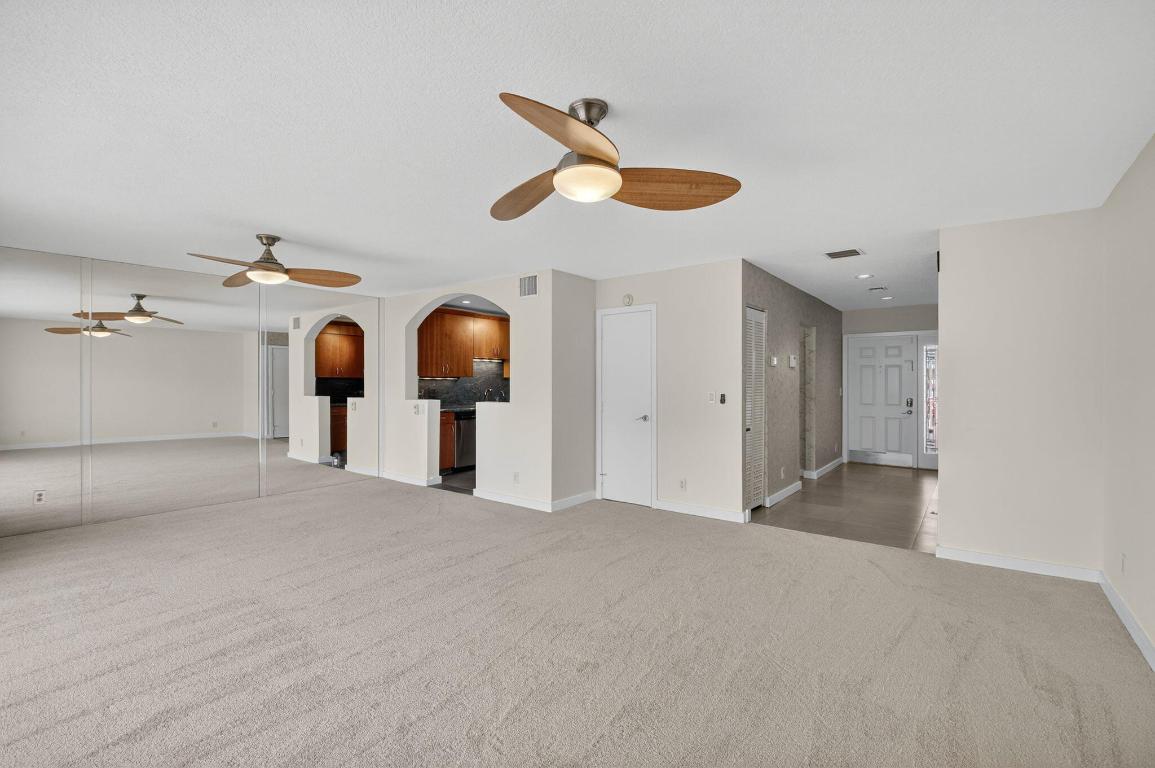 LAKE WORTH MARINER VILLAGE - Residential