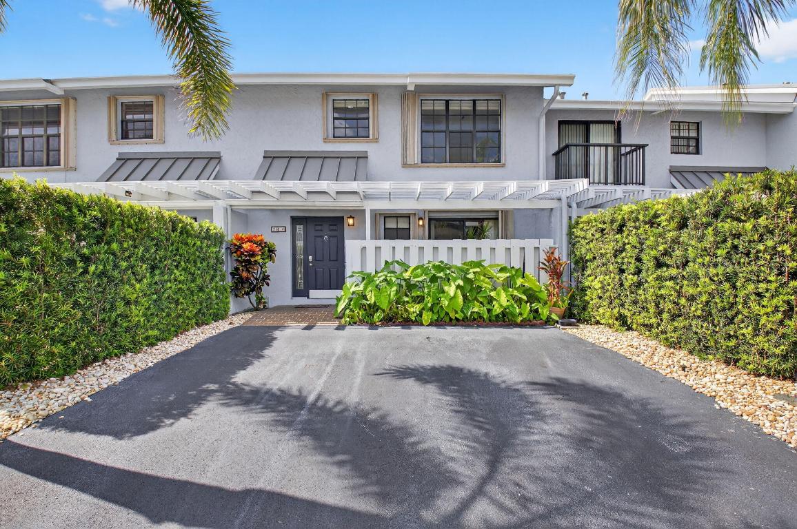 LAKE WORTH MARINER VILLAGE - Residential