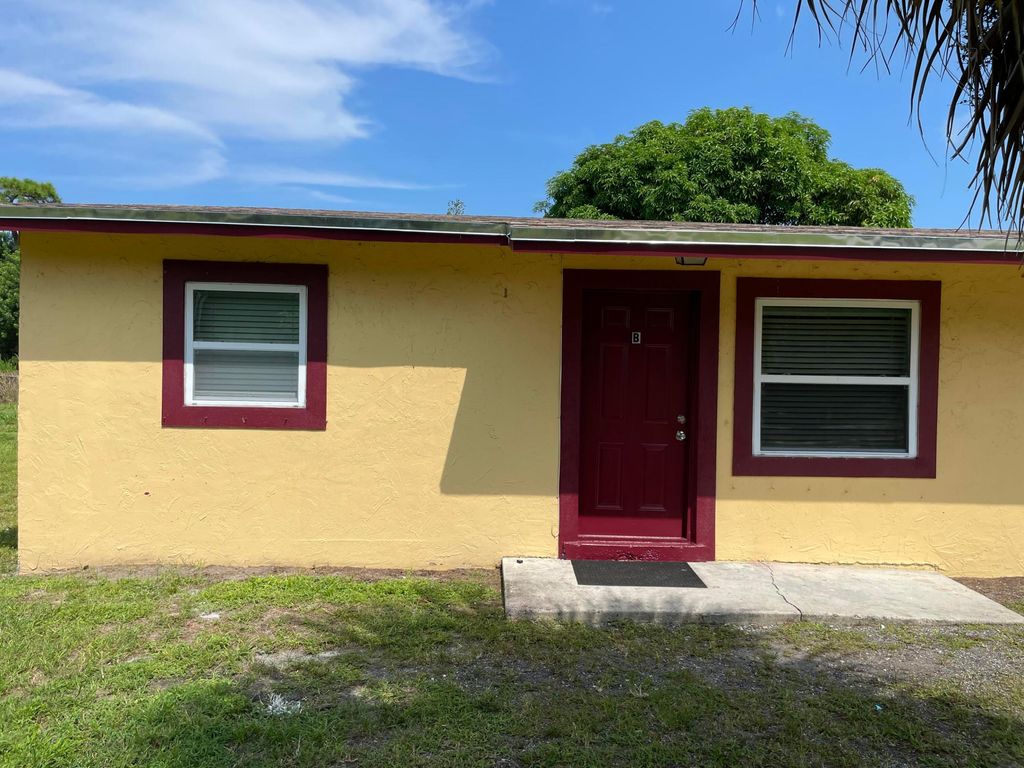 Photo of 1312 Edgewood Terrace #B, Fort Pierce, FL 34950 (MLS # B26005338)