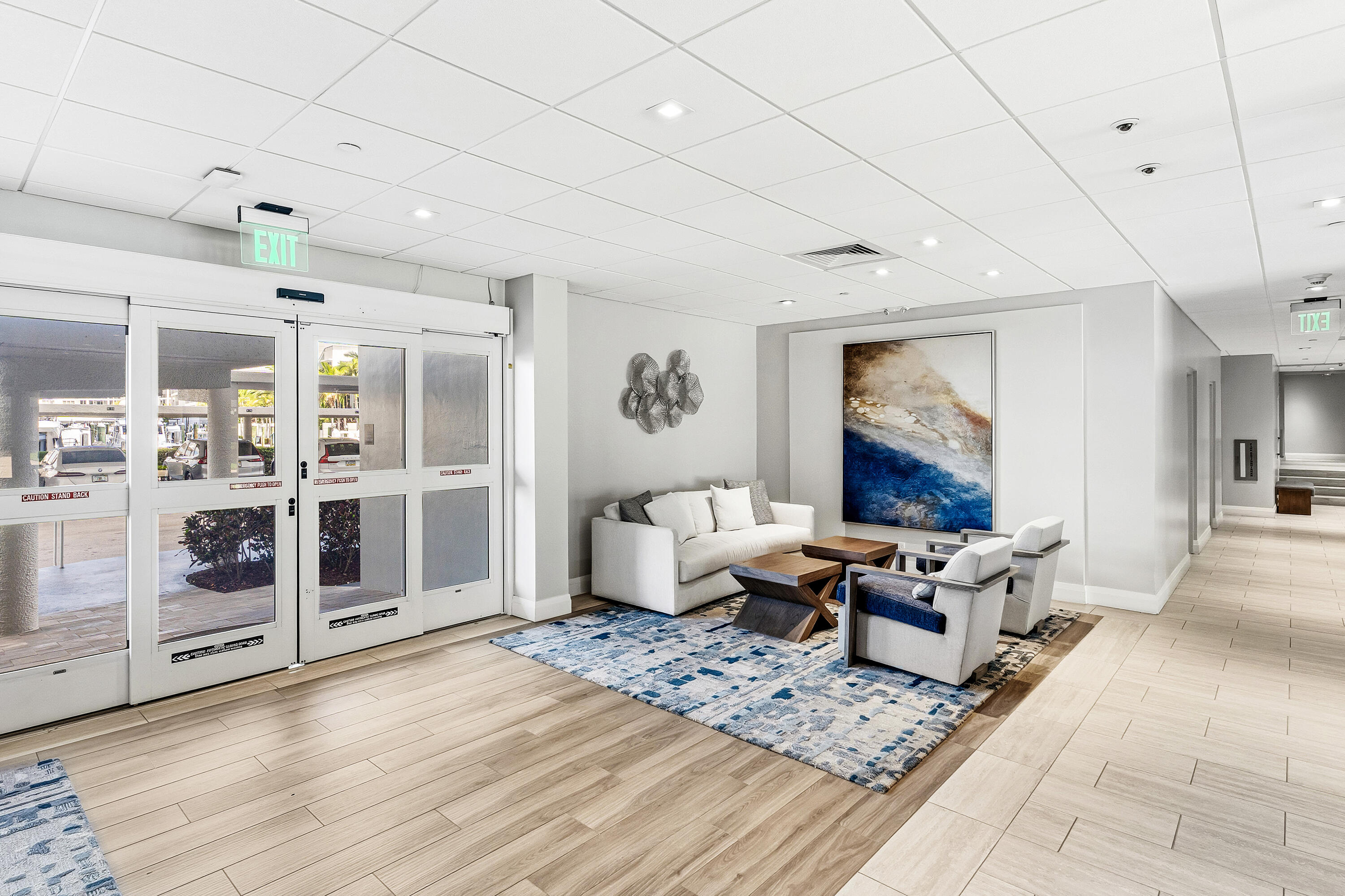 SEAGATE TOWERS - Residential