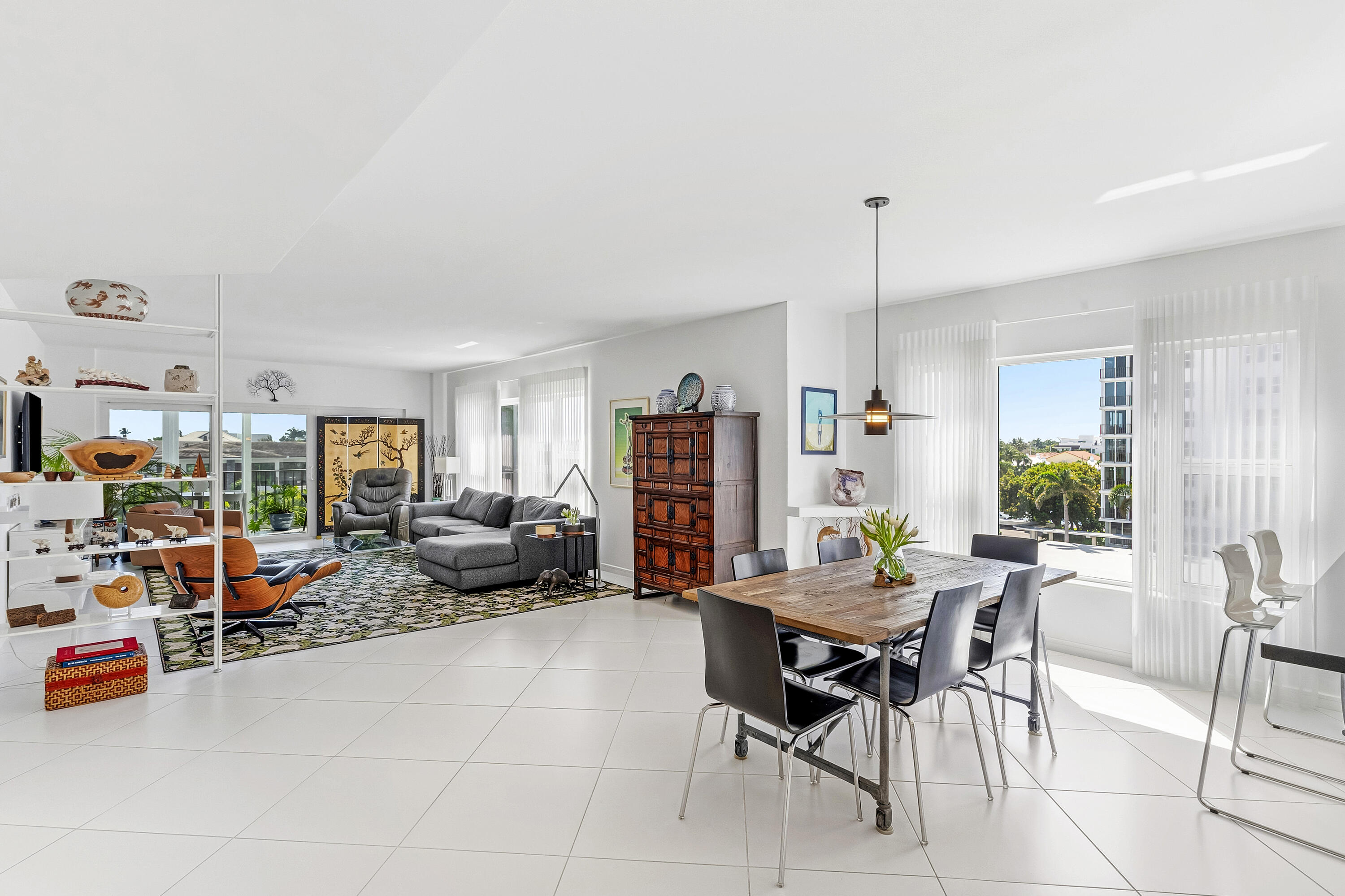 SEAGATE TOWERS - Residential