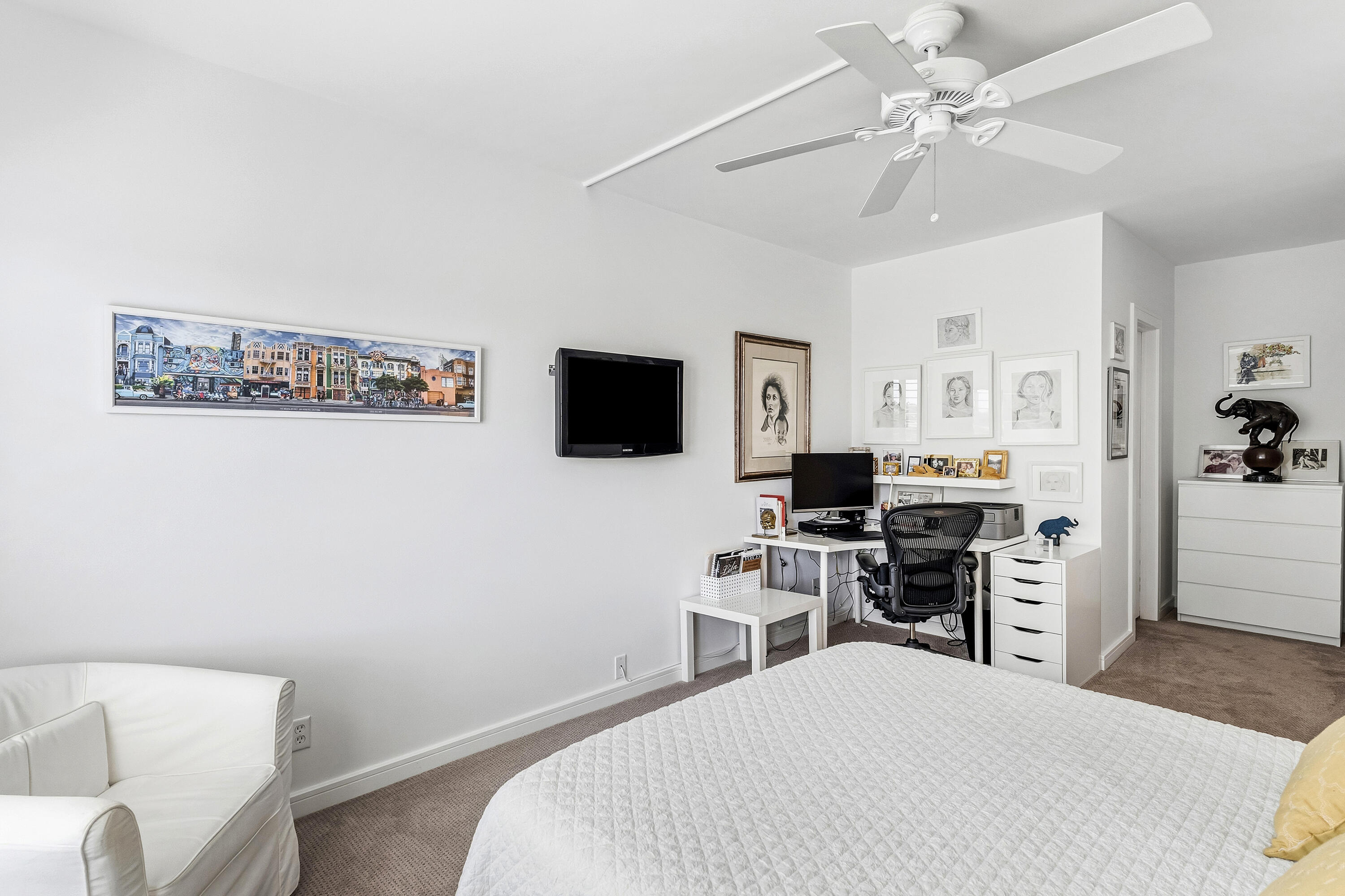 SEAGATE TOWERS - Residential