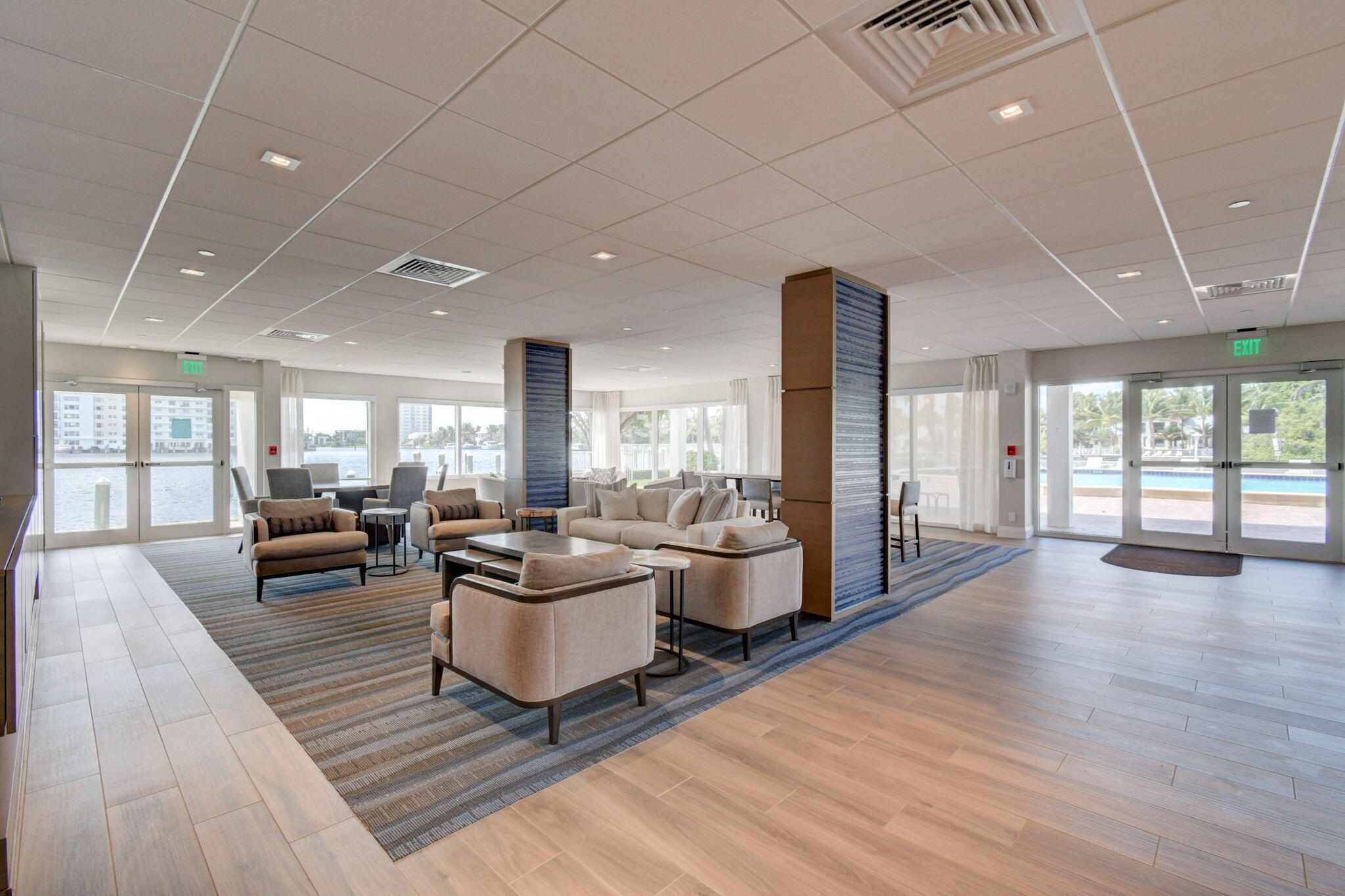 SEAGATE TOWERS - Residential