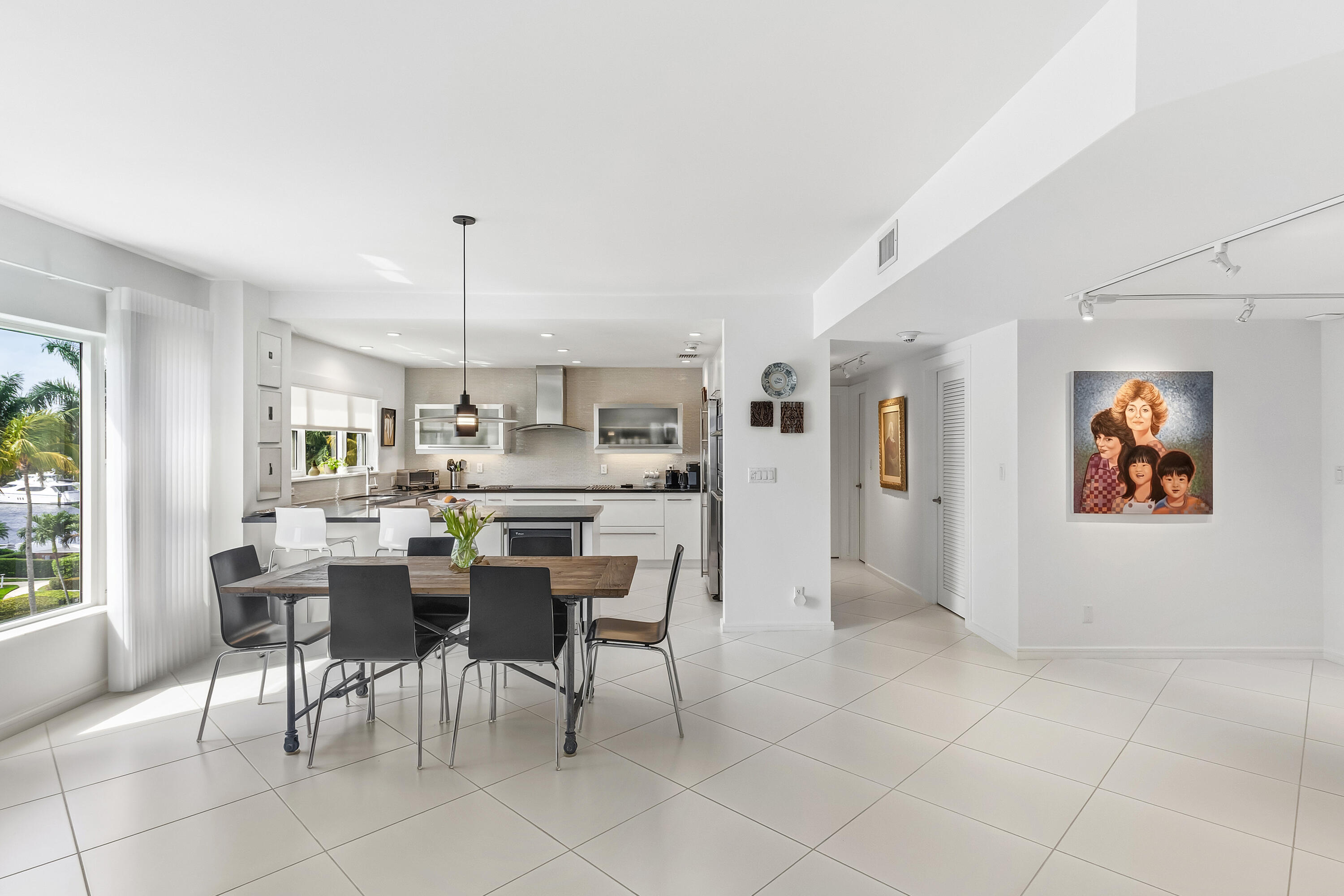 SEAGATE TOWERS - Residential