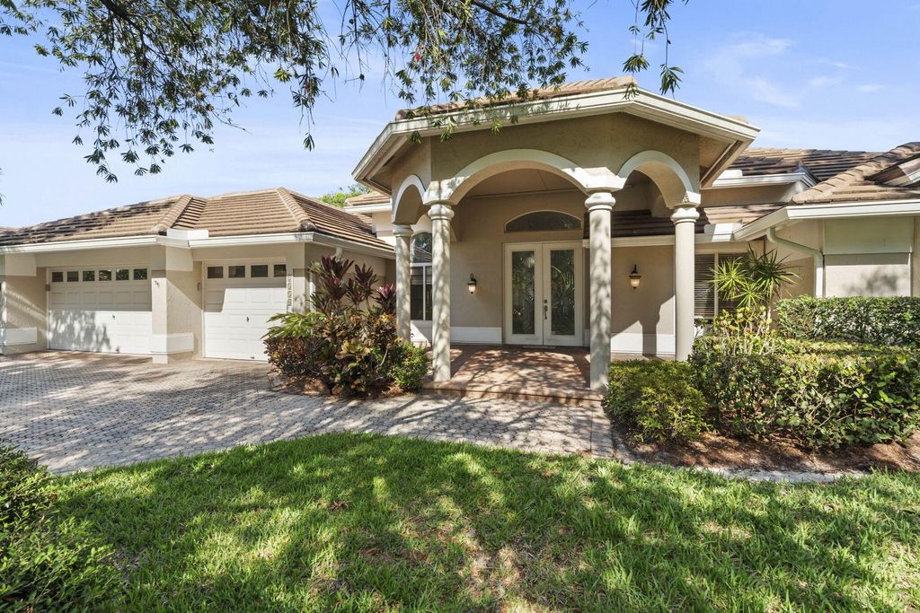 Photo of 2554 SW Mayacoo Way, Palm City, FL 34990 (MLS # R11091562)