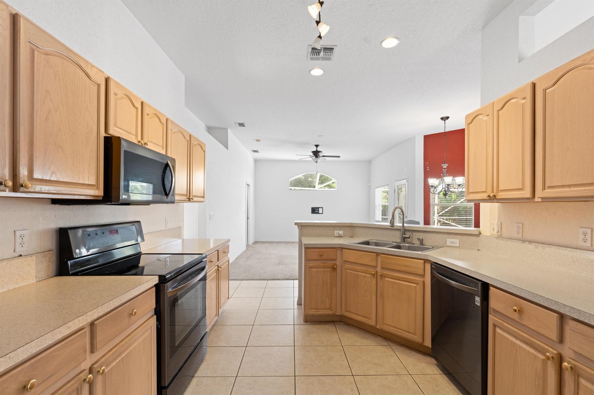 PORT ST LUCIE SECTION 9 - Residential