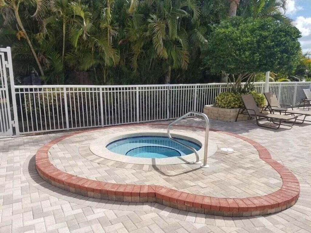 Photo of 128 SW Peacock Boulevard #15201, Port Saint Lucie, FL 34986 (MLS # R11054813)