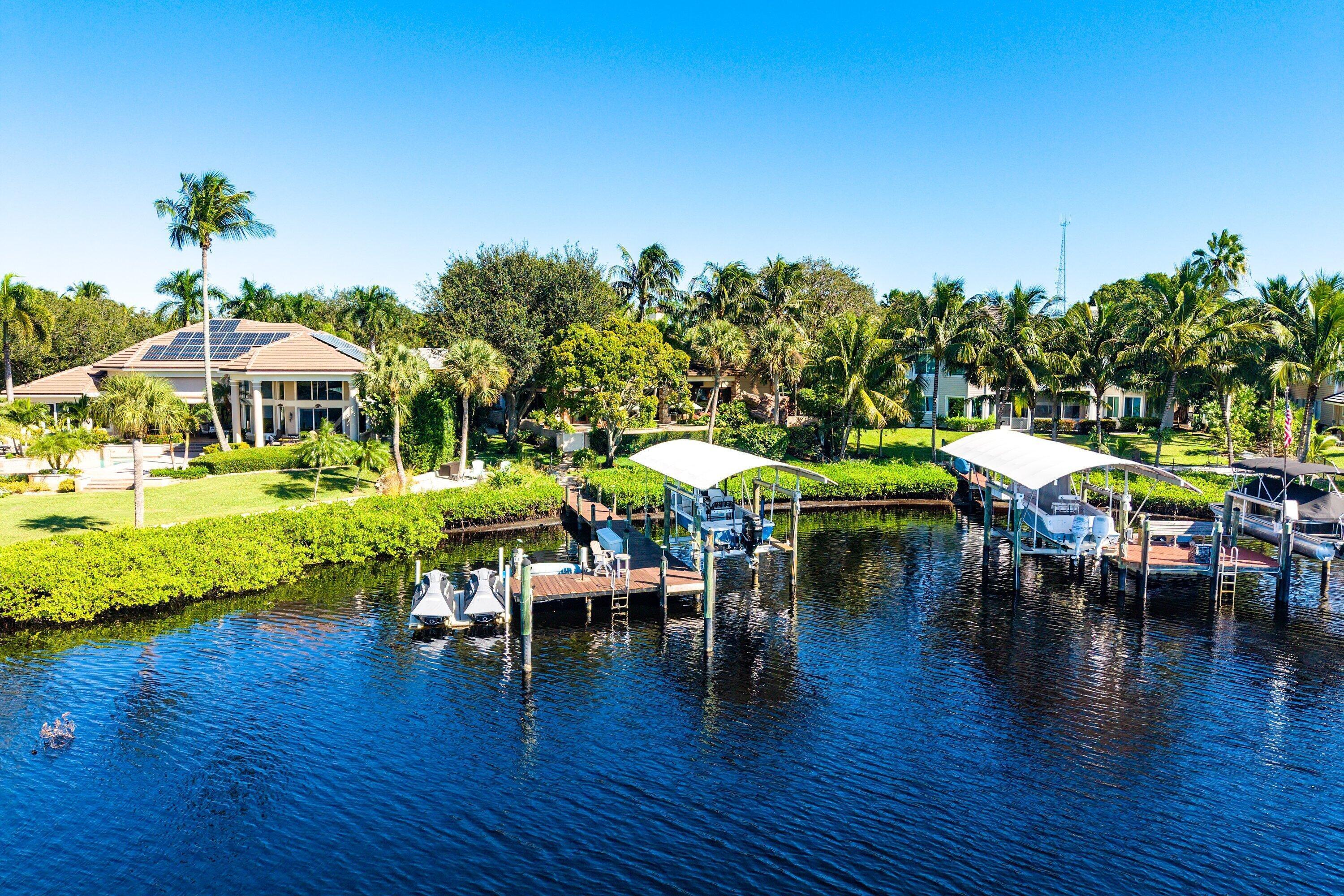 RIVER RIDGE (TEQUESTA) - Residential