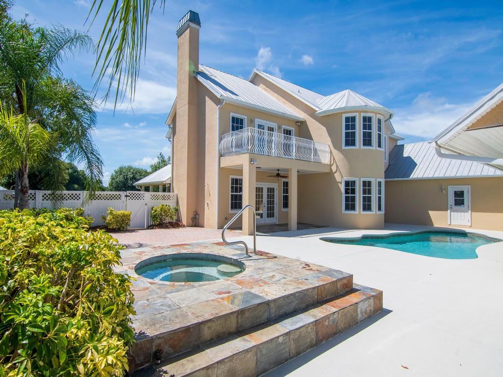 INDIAN RIVER FARMS COMPAN - Residential