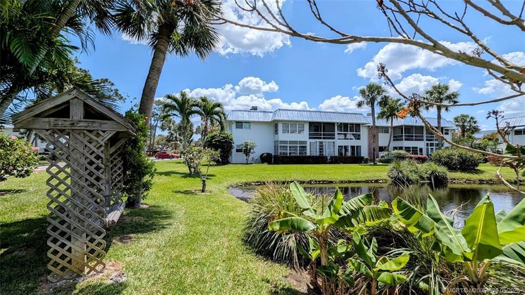 CEDAR POINTE CONDO - Residential Lease