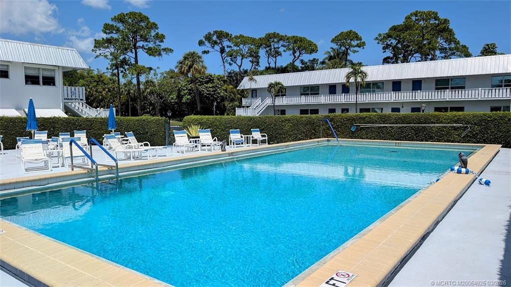 CEDAR POINTE CONDO - Residential Lease