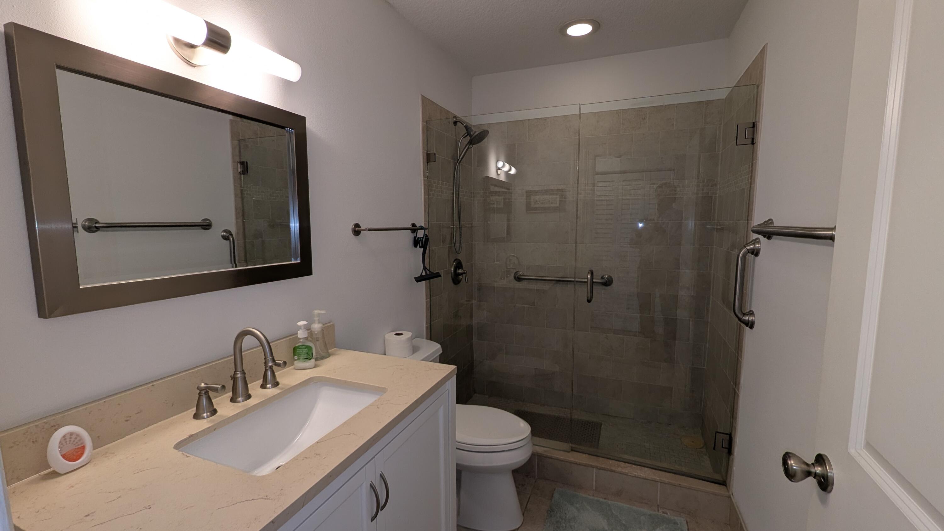 CEDAR POINTE CONDO - Residential Lease