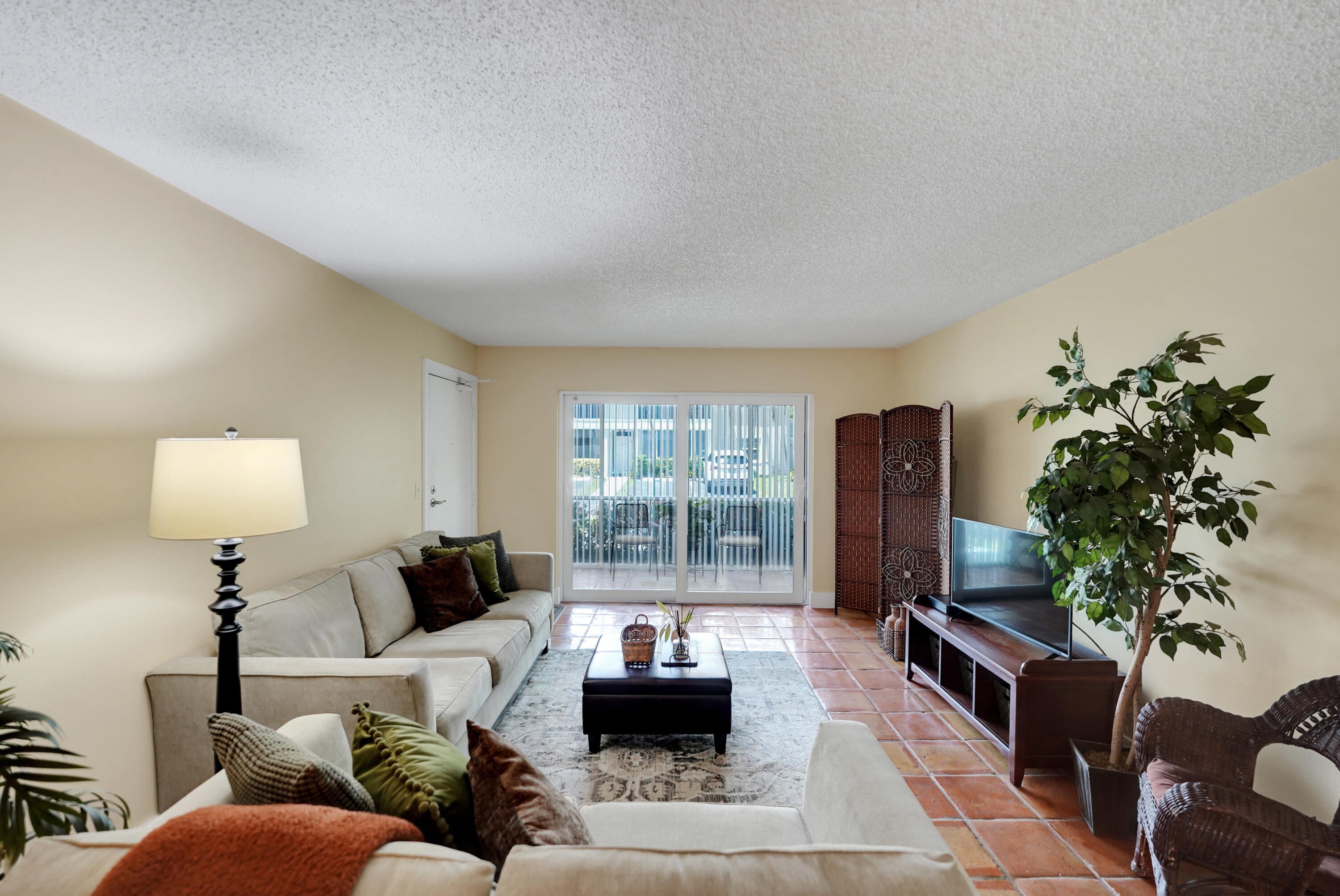 6473 BAY CLUB Drive 1