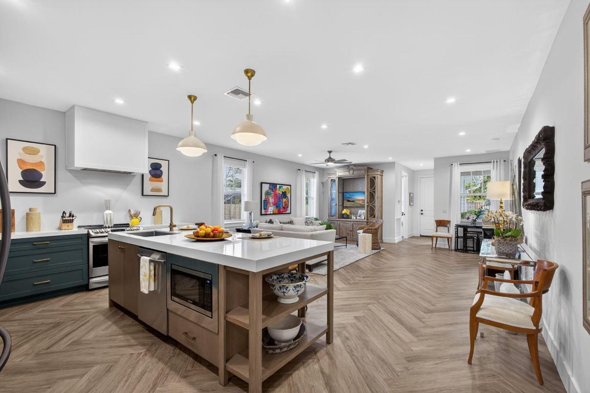 LAKE WORTH TOWN OF - Residential