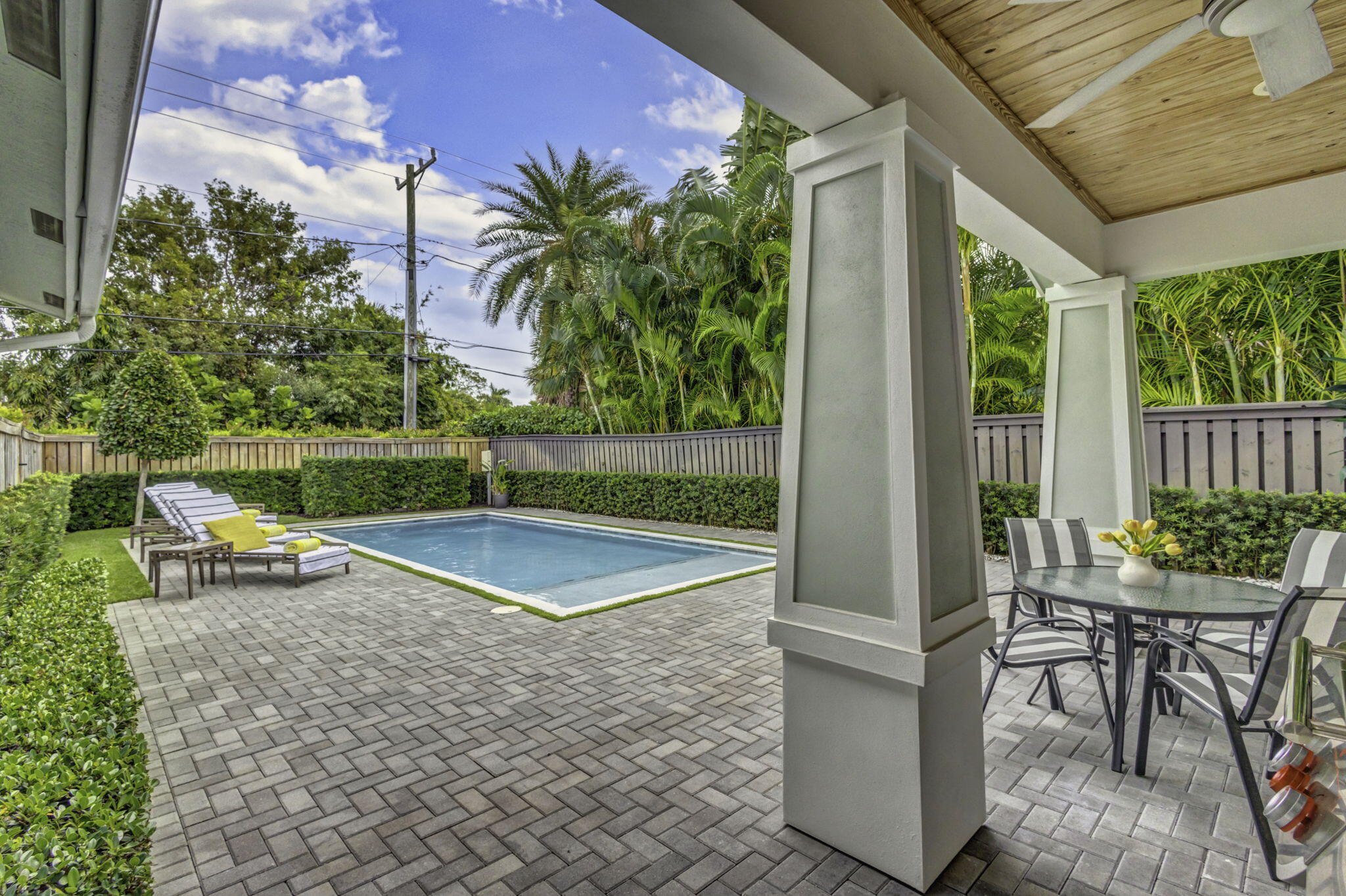 LAKE WORTH TOWN OF - Residential