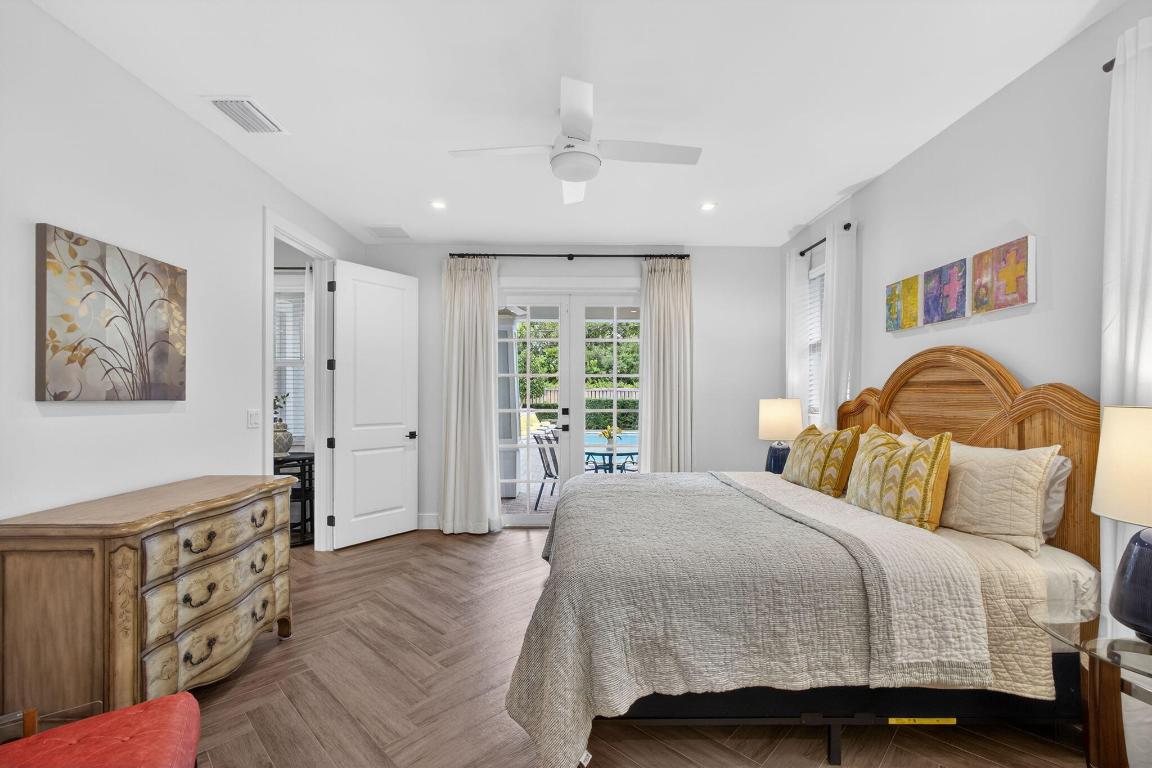 LAKE WORTH TOWN OF - Residential