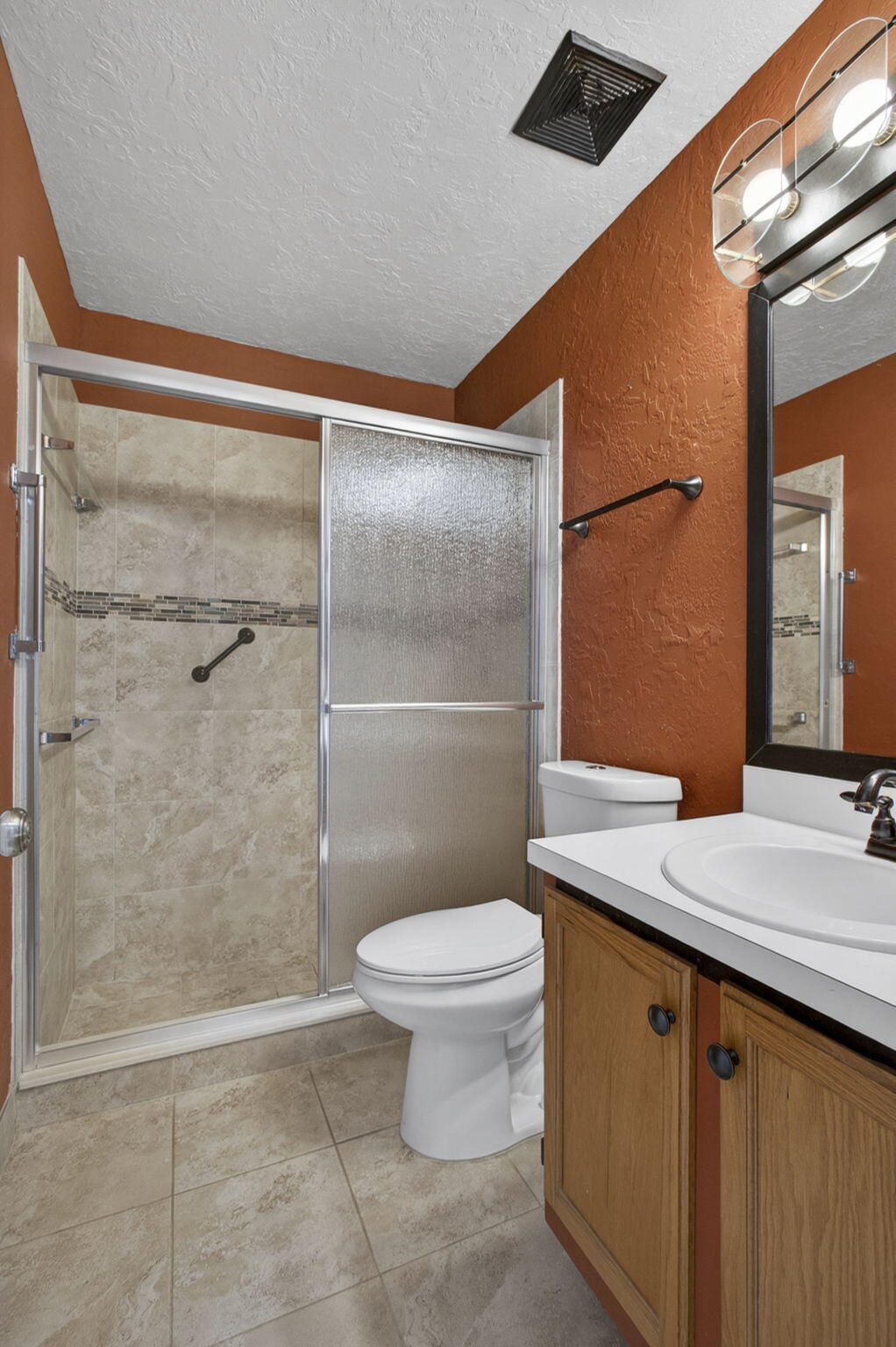 STRATHMORE GATE I UNIT ONE - Residential