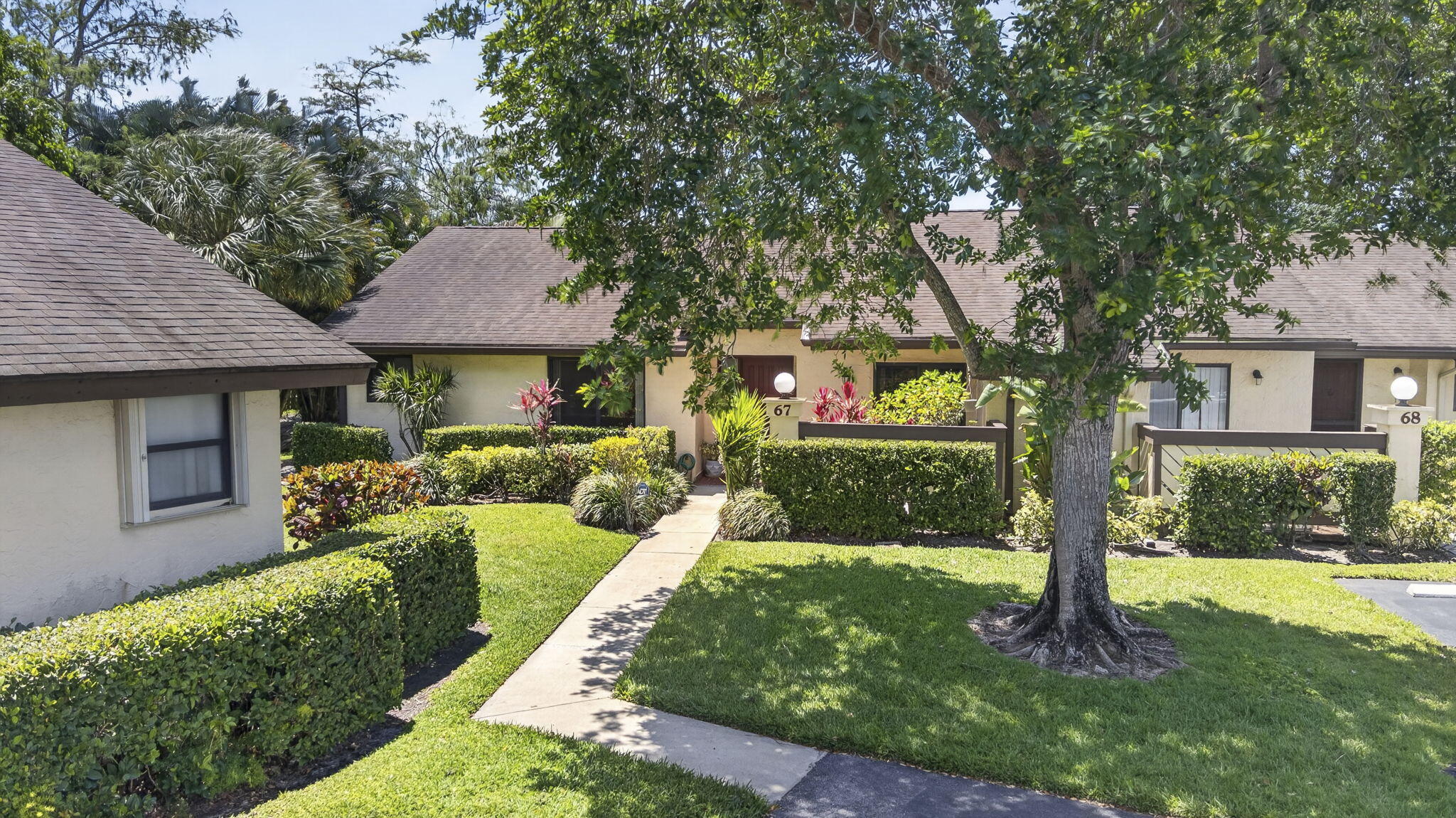 STRATHMORE GATE I UNIT ONE - Residential