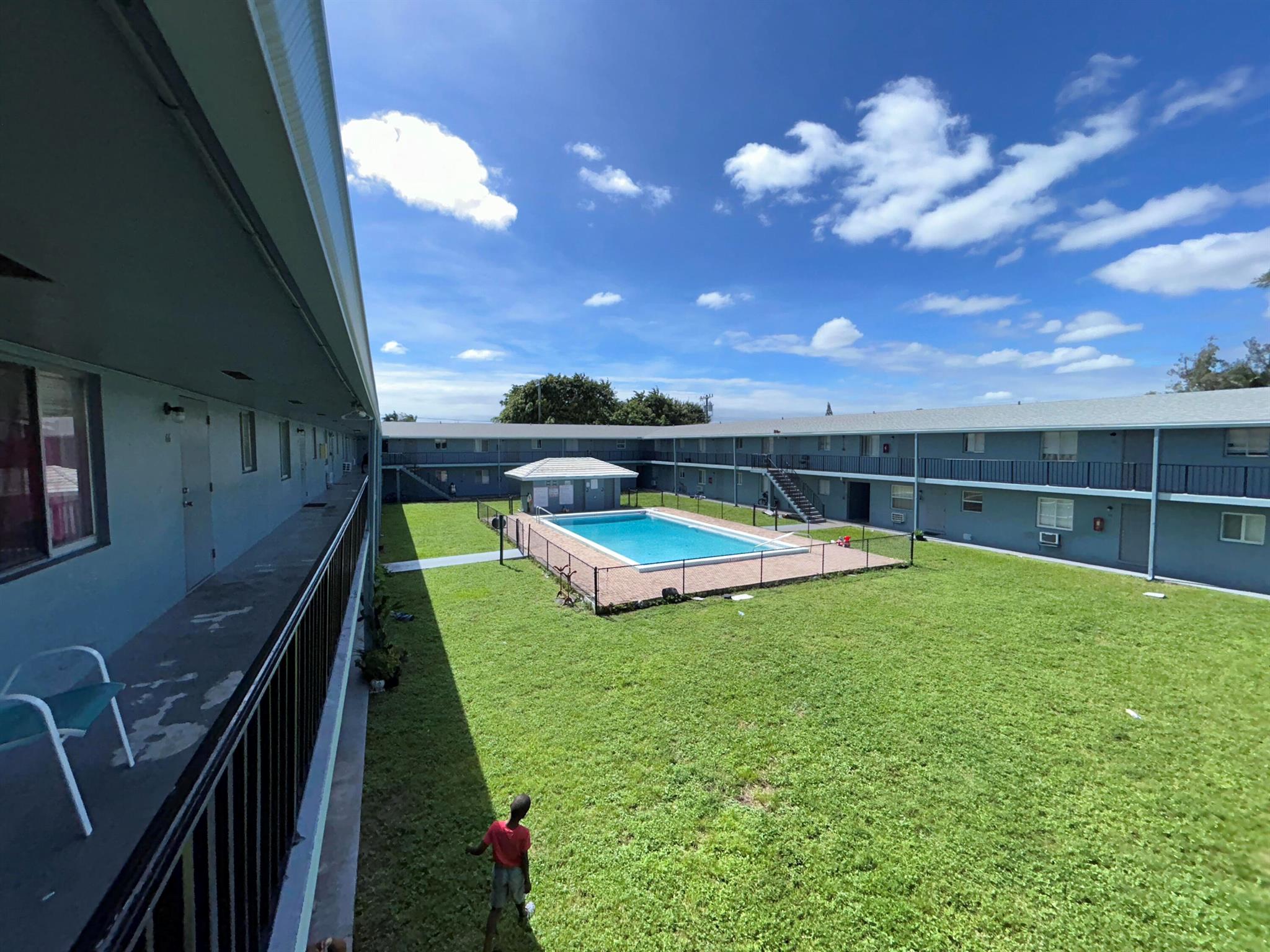 Beautiful 2 bed 1 bath apartment in Lake Worth, east of i-95. Quiet neighborhood close to major highways. Central Location. Tile floors throughout, nice size kitchen. swimming pool, and laundry are steps away. Right off i-95, very close to schools, shopping, restaurant, lake worth downtown and the beach. INVESTMENT, TENANT OCCUPIED!!