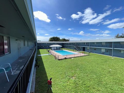 A home in Lake Worth Beach