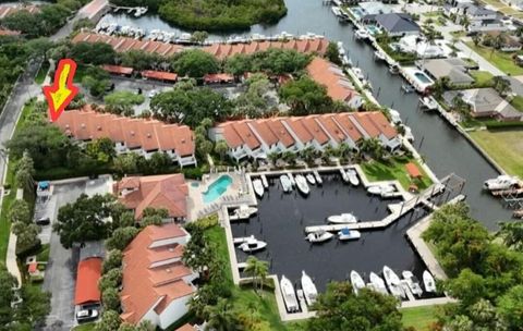 2379 Treasure Isle Drive 21 Palm Beach Gardens FL 33410
