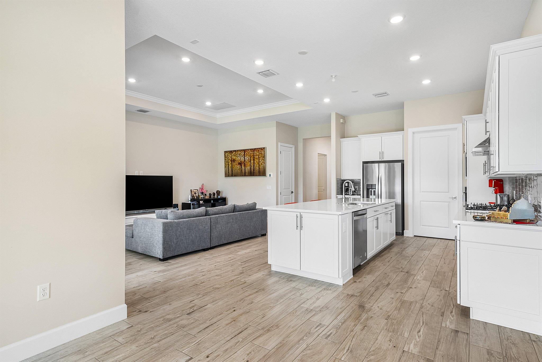 ENCLAVE AT SHERWOOD - Residential