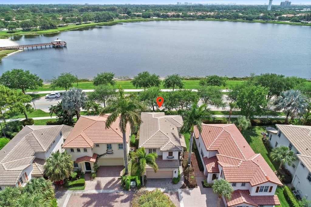 Photo of 558 Tomahawk Court, Palm Beach Gardens, FL 33410 (MLS # R10704065)