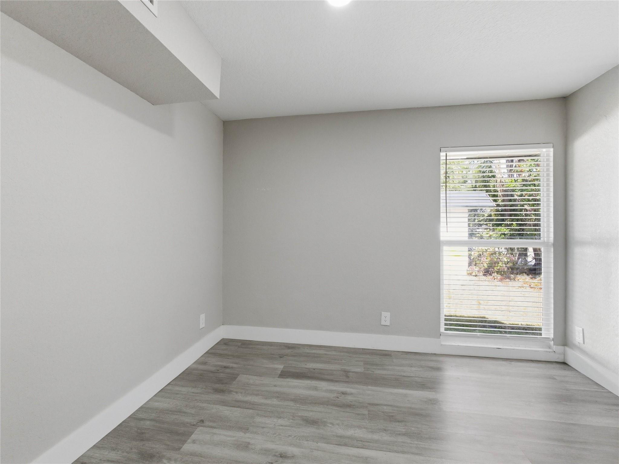 Mainlands Of Tamarac Lake - Residential