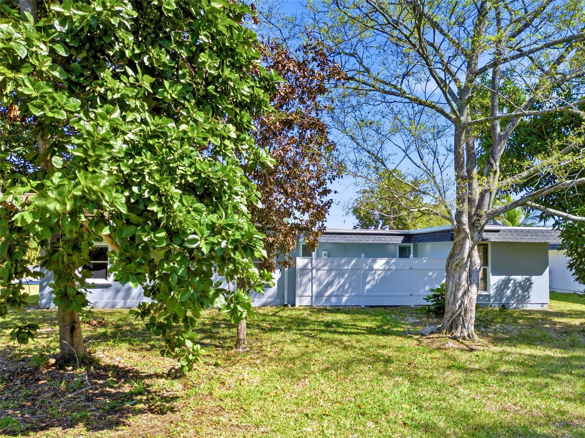 Mainlands Of Tamarac Lake - Residential