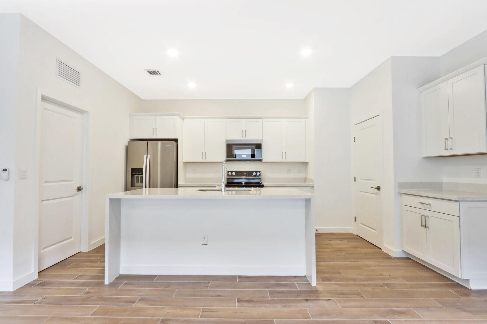 RESERVE AT JUPITER - Residential Lease