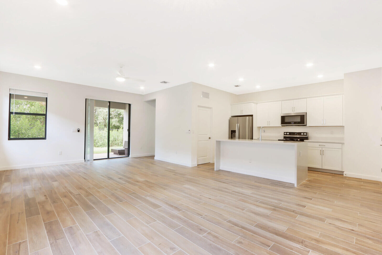 RESERVE AT JUPITER - Residential Lease