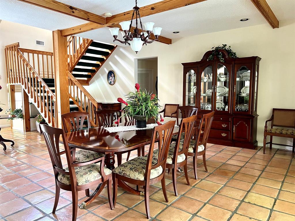 PADDOCK PARK 2 OF WELLING - Residential