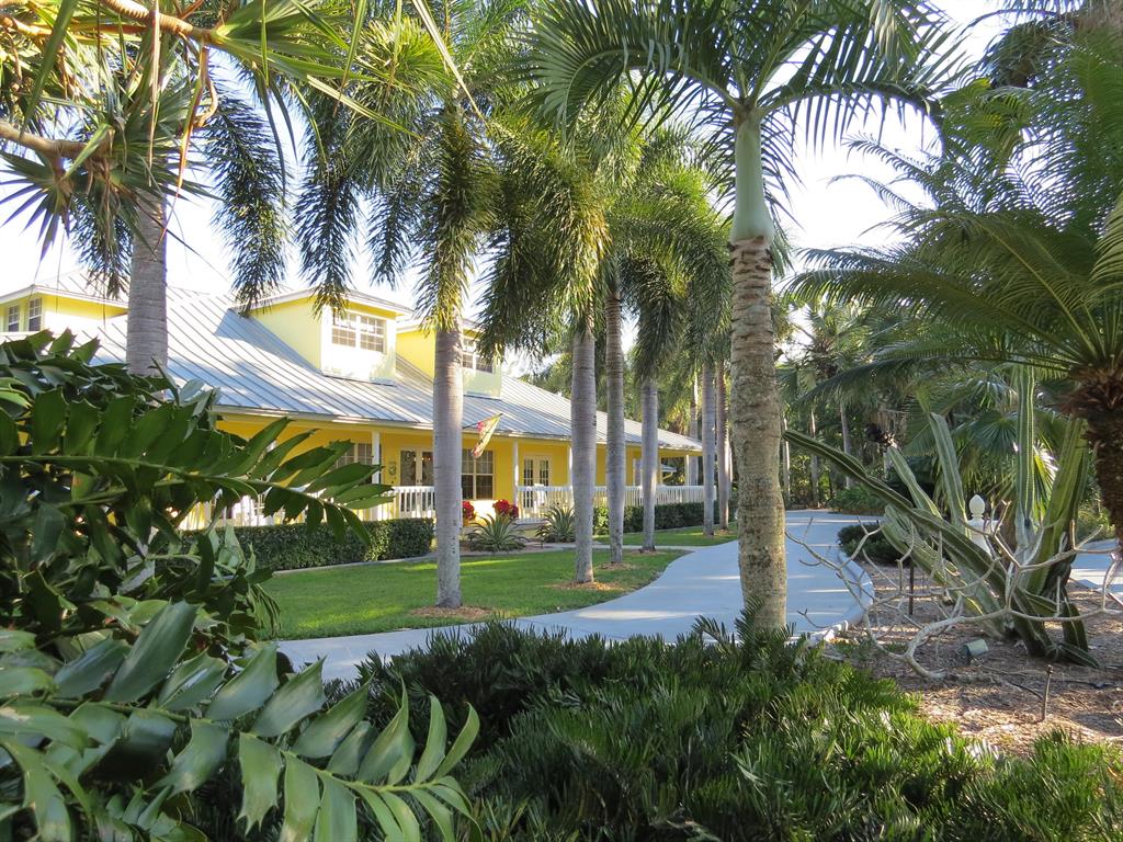 PADDOCK PARK 2 OF WELLING - Residential