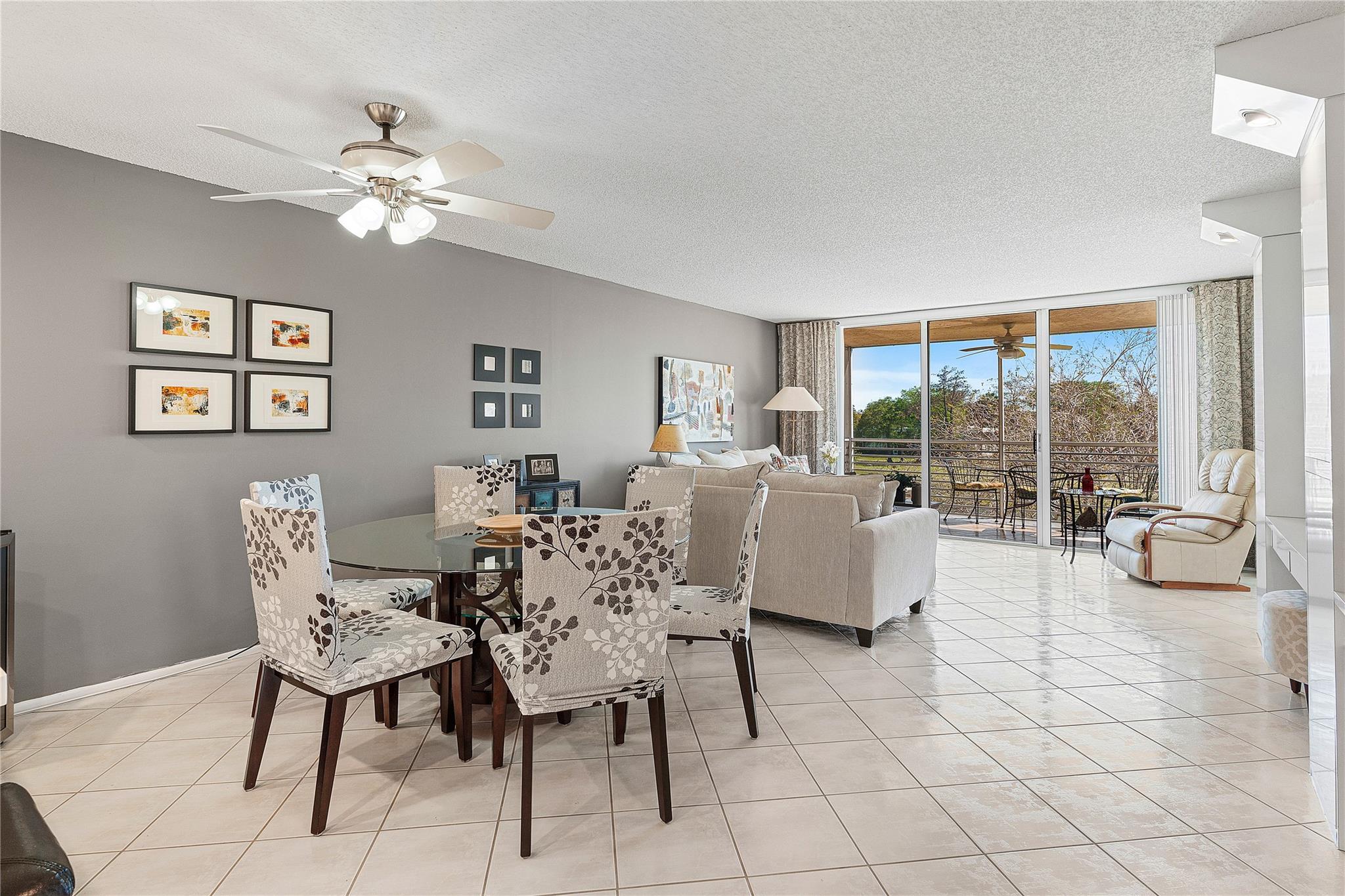 4030 W PALM AIRE DR 301