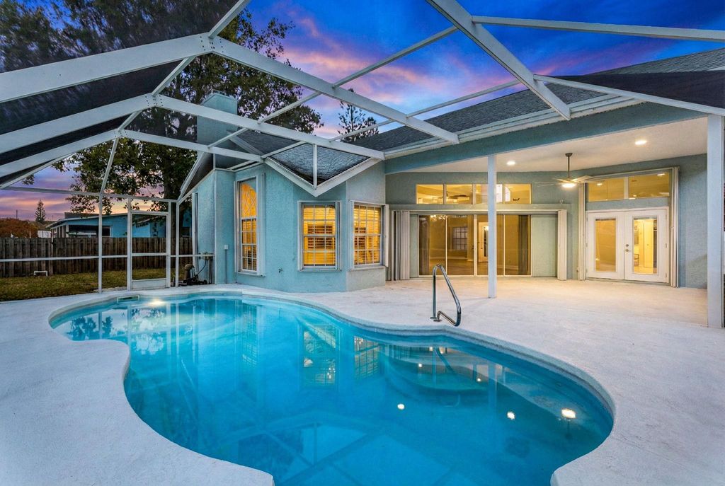 Photo of 2098 SE Floresta Drive, Port Saint Lucie, FL 34984 (MLS # F10554535)