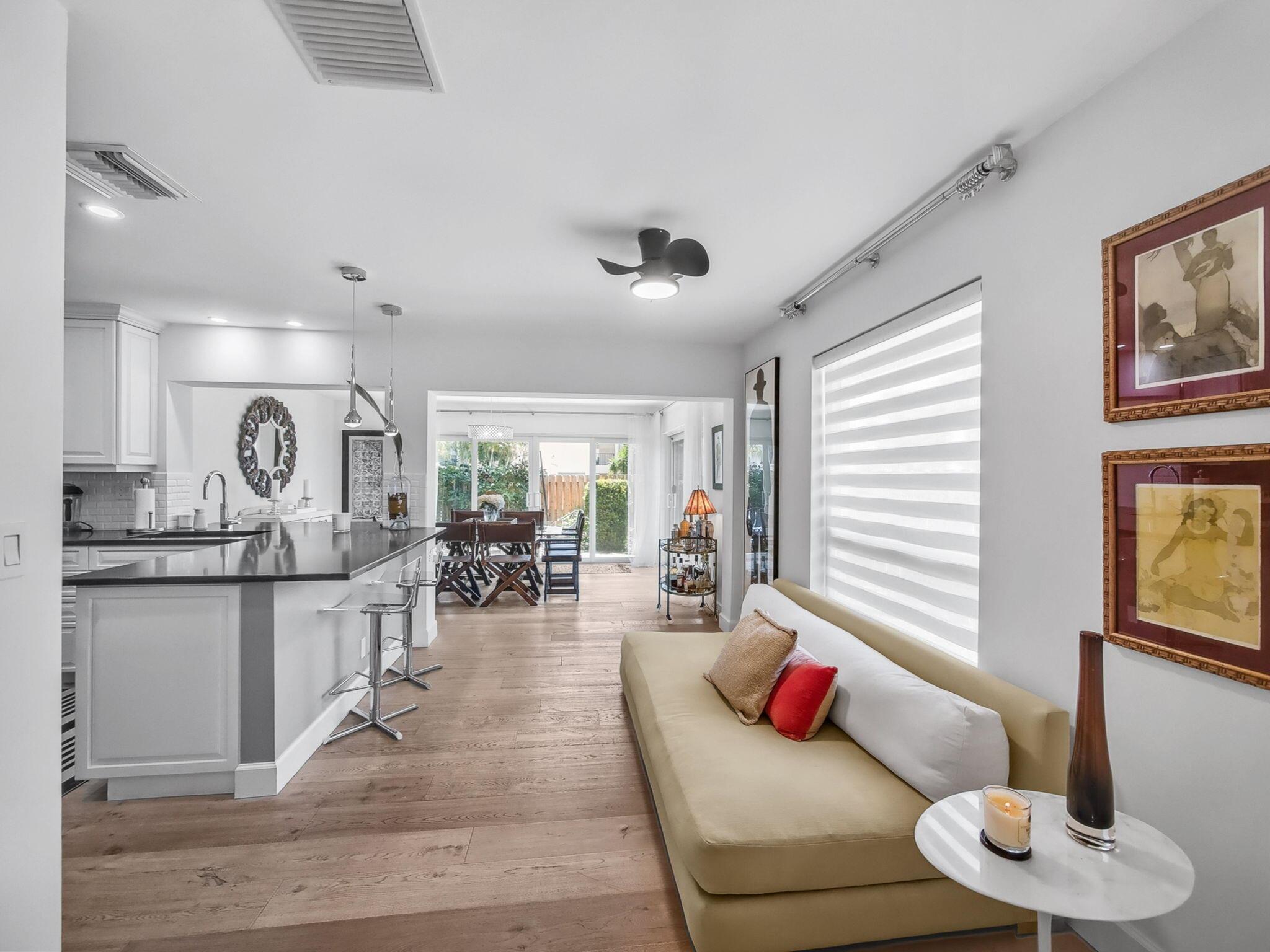 TWELVE OAKS CONDO - Residential