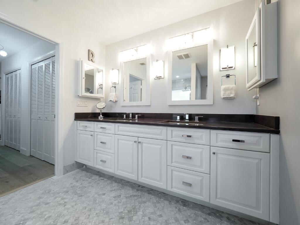 TWELVE OAKS CONDO - Residential