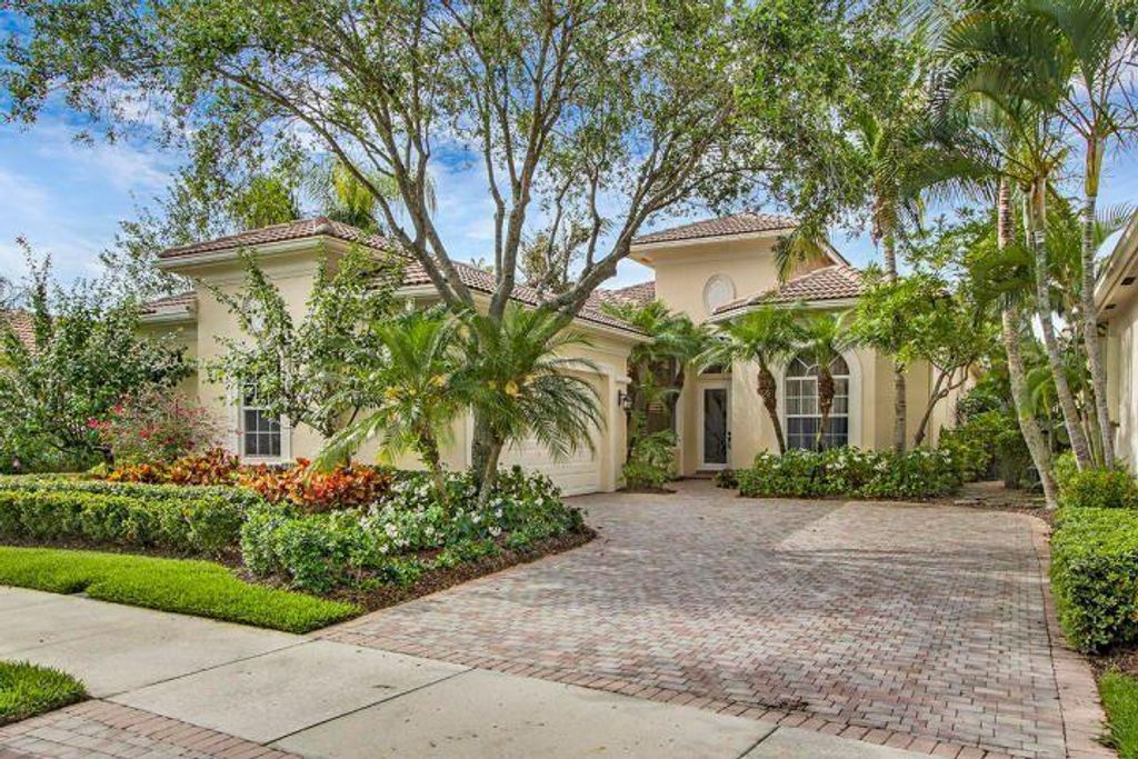 Photo of 162 Esperanza Way, Palm Beach Gardens, FL 33418 (MLS # R10865986)