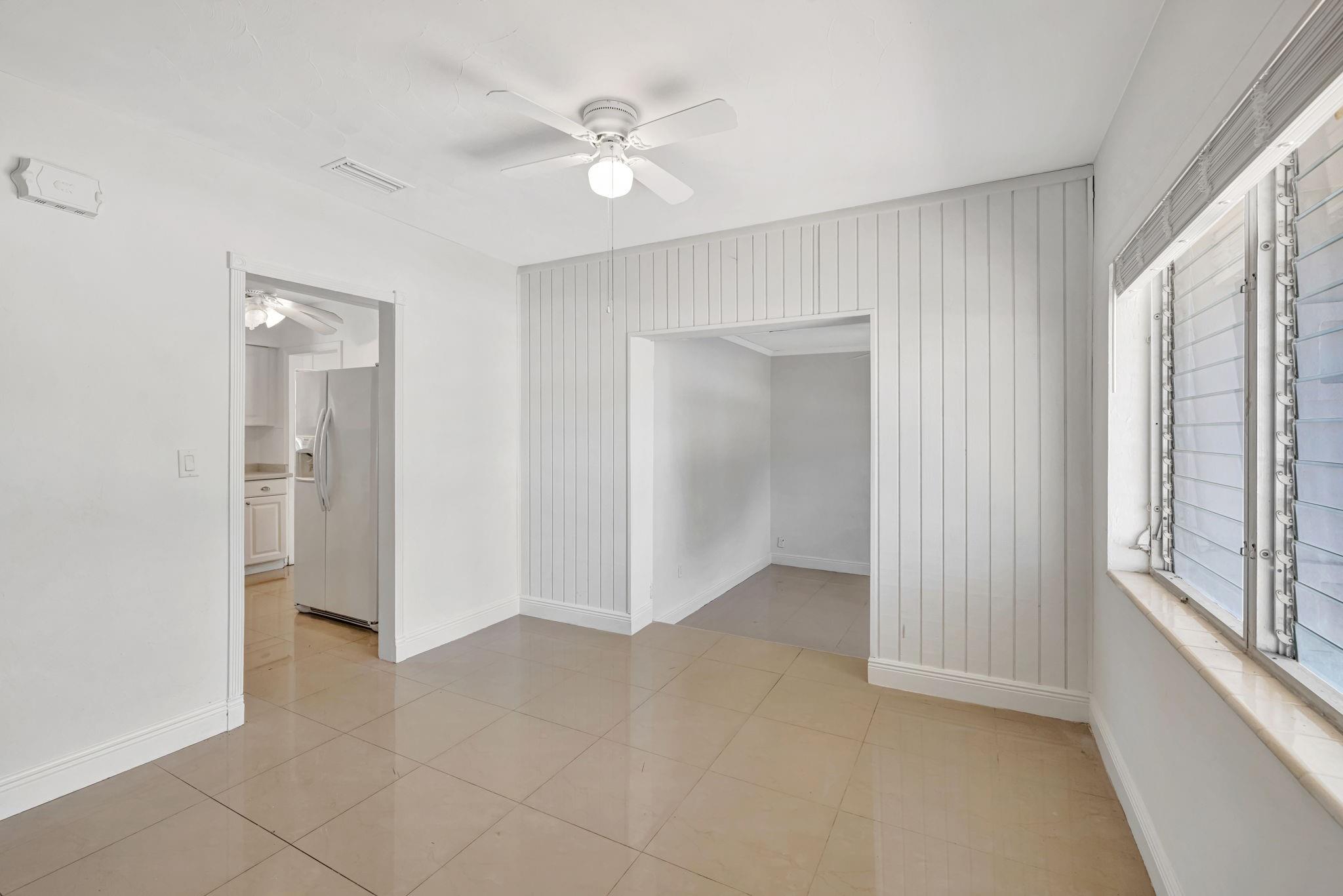 810 SE 1st Ave